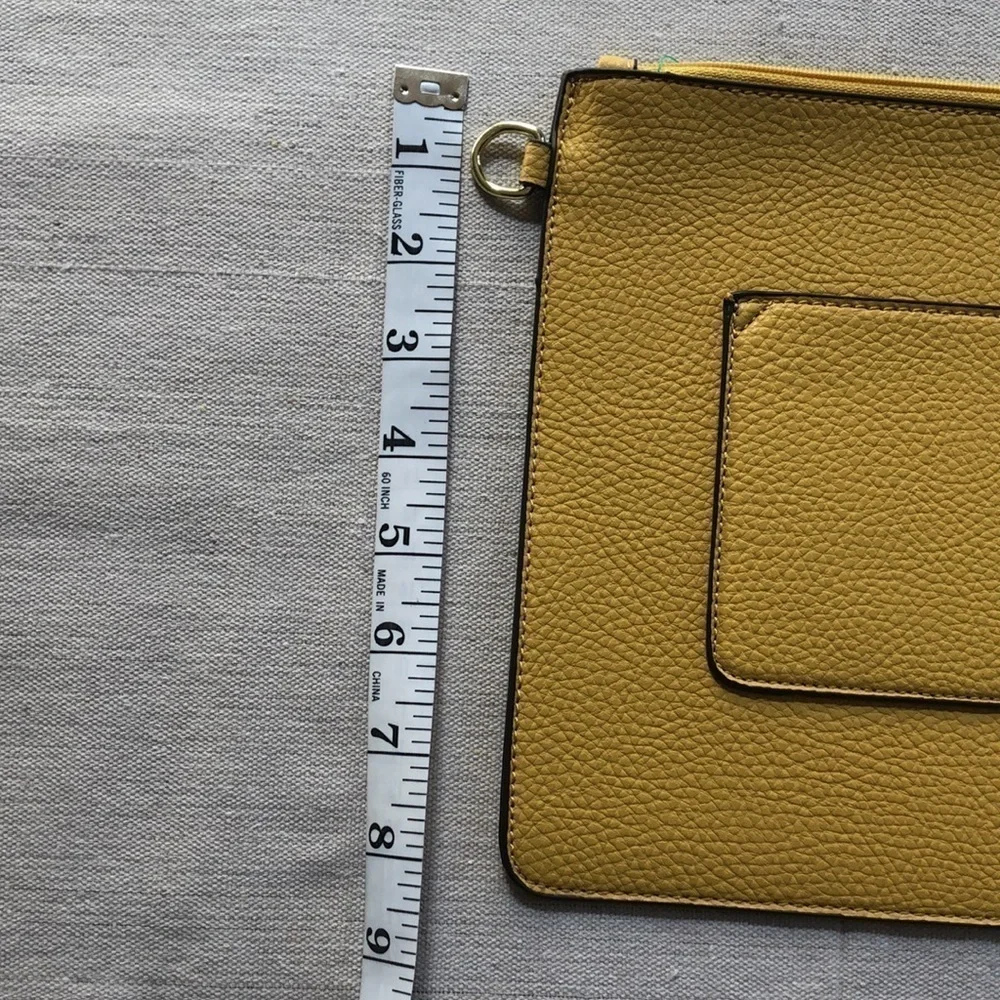 Travanti Case‎
